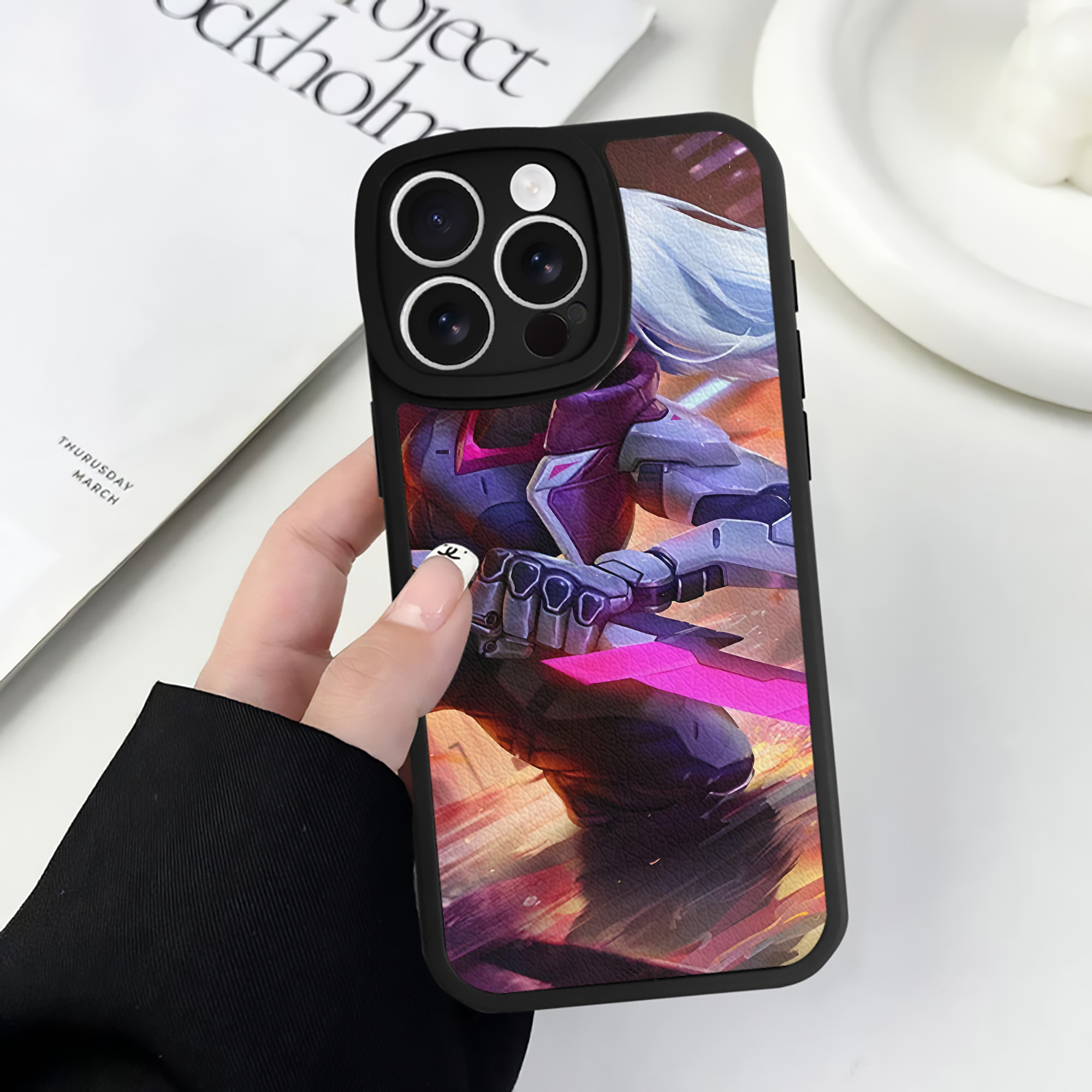 リーグ・オブ・レジェンド League of Legends LOL 【iPhone 16シリーズ対応】シリコンスマホケース（レザー調） 材質：シリコン
